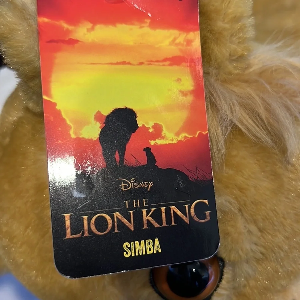 NWT Lion King stuffed animal Simba